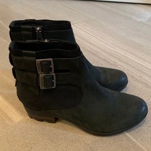 SOREL Black Booties